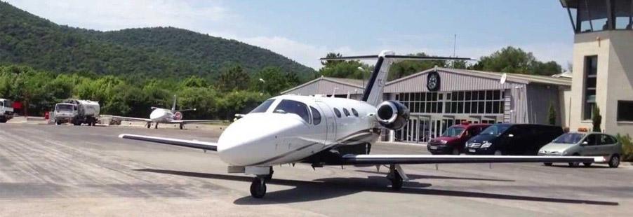 Private jet charter Saint-Tropez