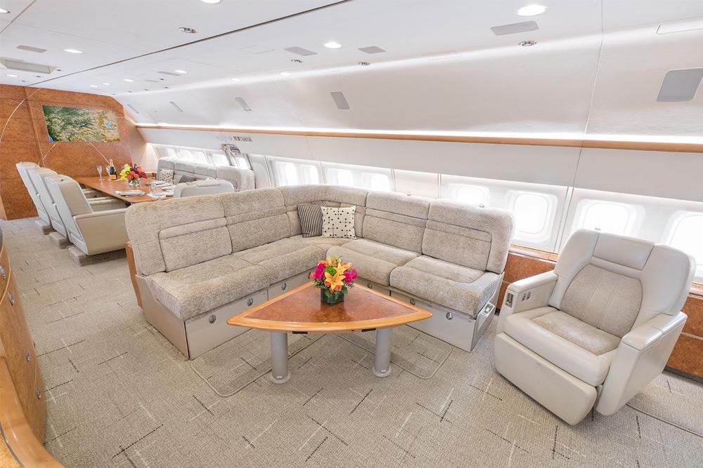 Boeing business jet Interiour